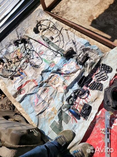 Ручки и молдинги дверей на Пежо 206