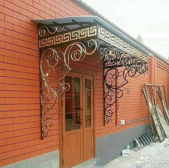 Навесы кованые для дома, дачи и авто