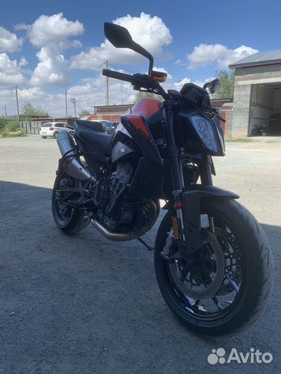 KTM Duke 890 2022