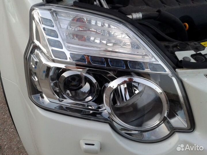 Стекло фары Nissan X-Trail T31 2011-2015 Лев/Прав