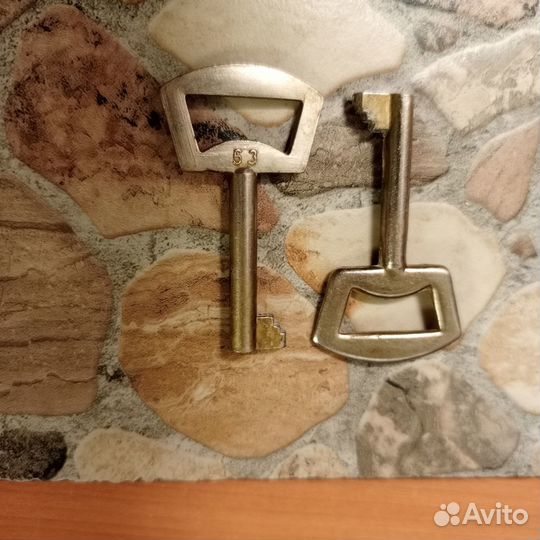 Ключ от гардероба СССР