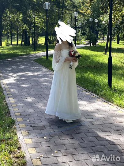 Свадебное платье