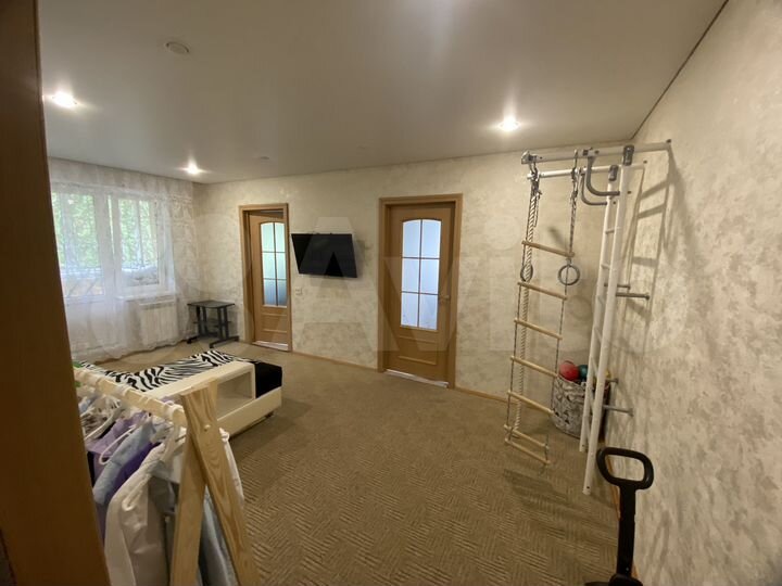 4-к. квартира, 61 м², 4/5 эт.