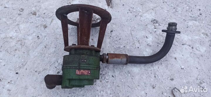 Насос масляный