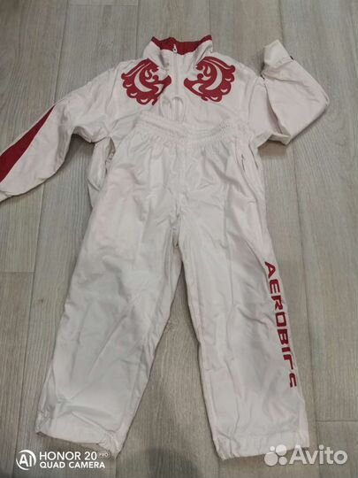 Костюм спортивный