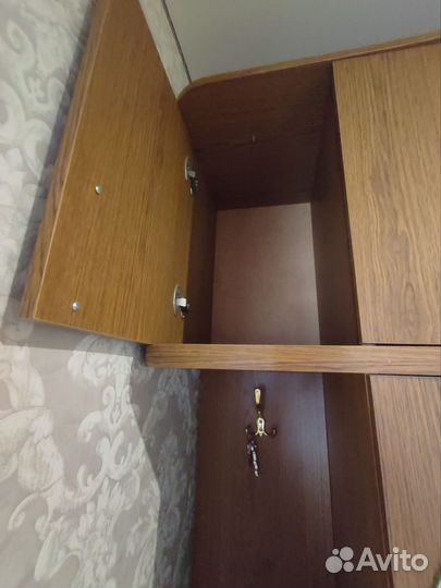 Шкаф для прихожей