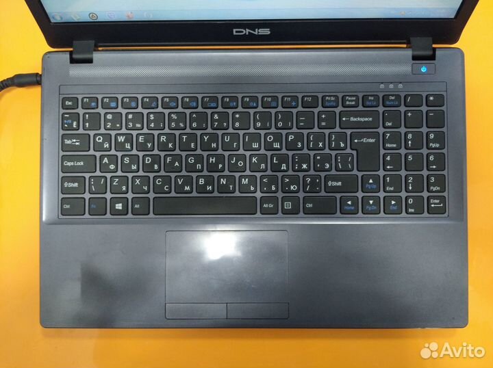 Ноутбук DNS W650EH-2 на SSD+HDD