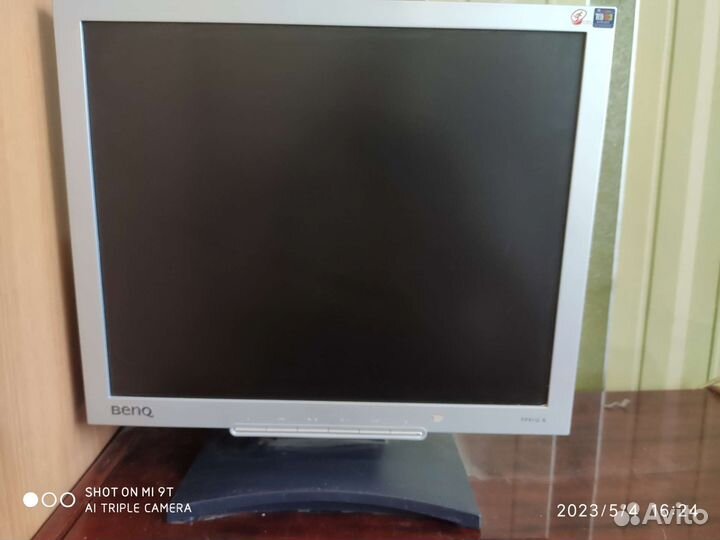 Монитор Benq q9t4
