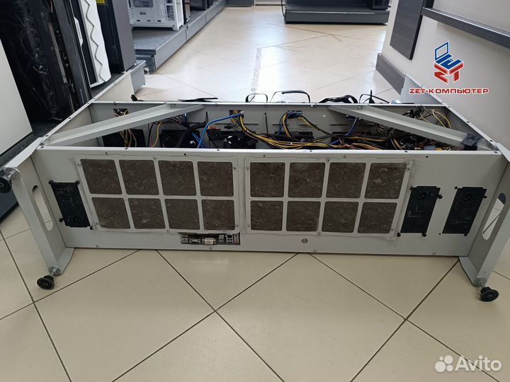 Корпус закрытый для майнинга на 12 карт в сборе