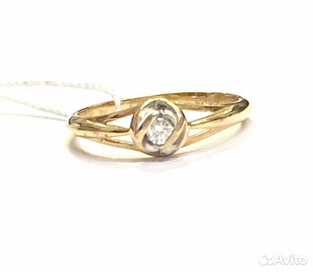 Золотое кольцо с бриллиантом 16р