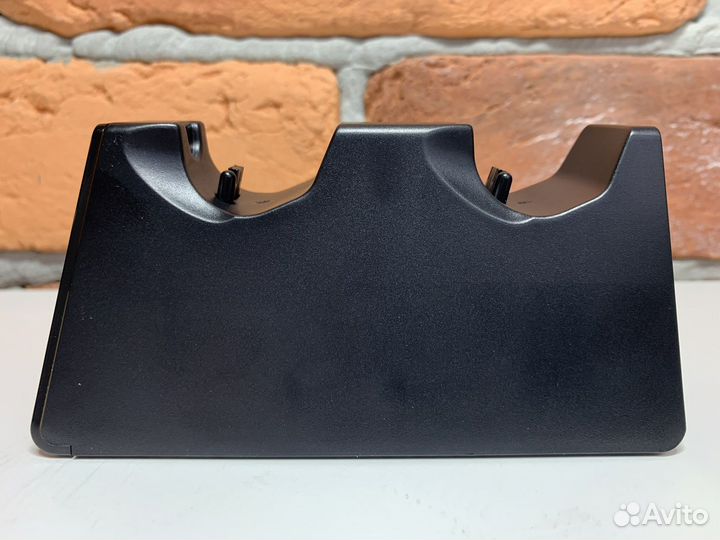 Зарядное устройство для джойстика PlayStation 4