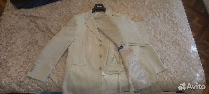 Пиджак, брюки, рубашка