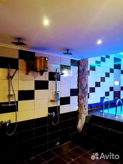 Сауна (большой тёплый бассейн)