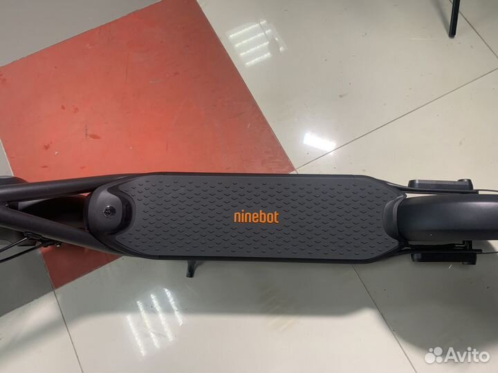 Электросамокат Ninebot KickScooter F2