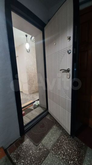 2-к. квартира, 52 м², 2/5 эт.