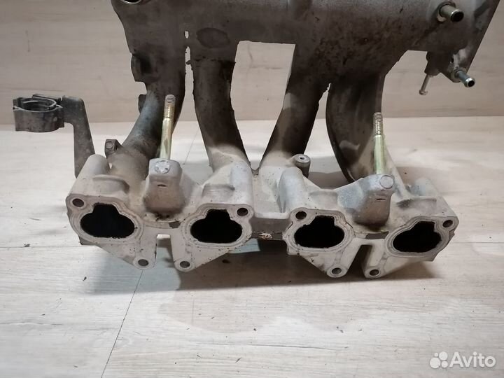 Коллектор впускной Nissan Classic Almera