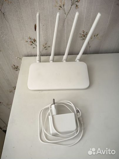 Wi-Fi роутер Xiaomi Mi Wi-Fi Router 4A