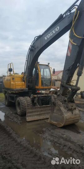 Услуги колёсного экскаватора