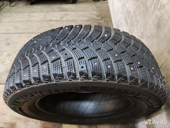 Michelin X-Ice North XIN2 215/65 R16