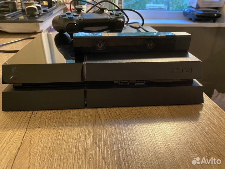 Sony PS4 с playstation camera