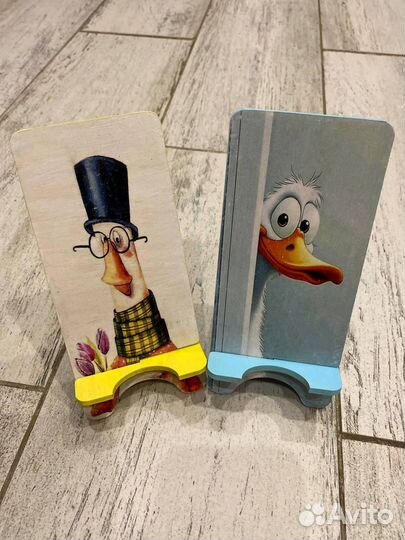 Подставка для телефона деревянная