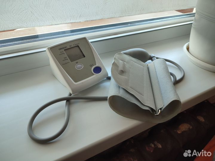 Тонометр omron M1 classic