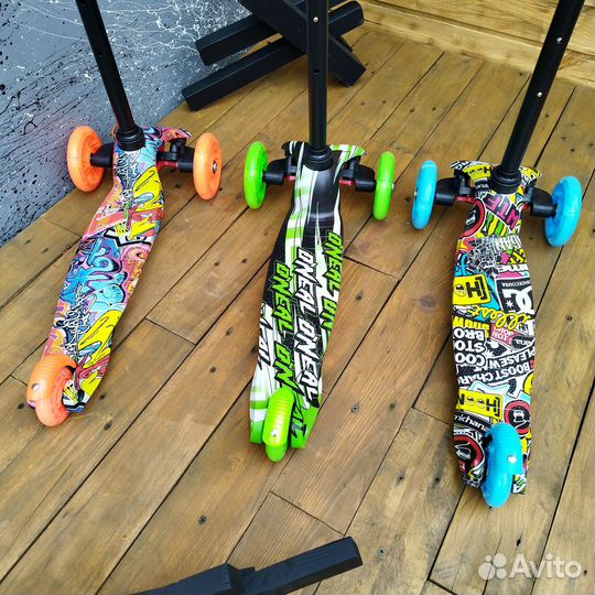 Самокат трюковой,трехколесный детский,городские
