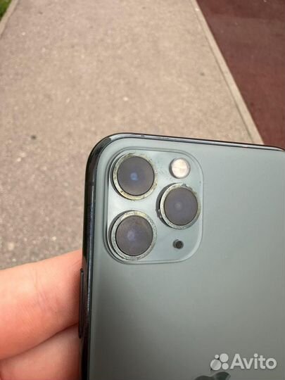 Телефон iPhone 11 про