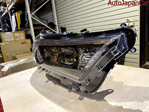 Tойота PAB 4 50 Фара