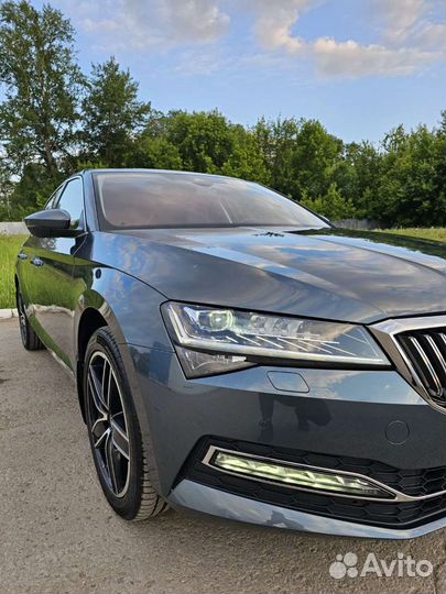 Skoda Superb 2.0 AMT, 2019, 10 000 км