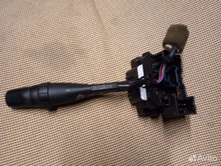 Ниссан Максима 32-переключатель поворотов