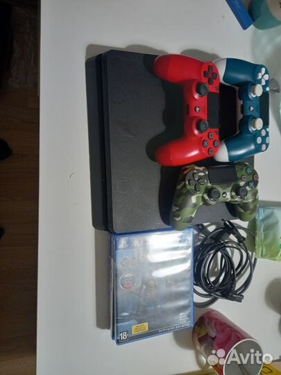 Sony playstation 4 slim