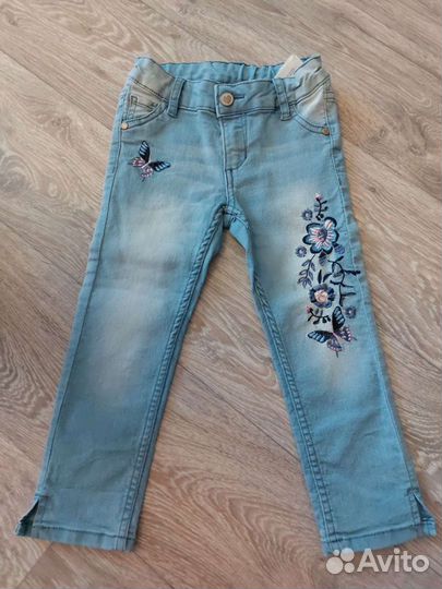 Джинсы для девочки 104