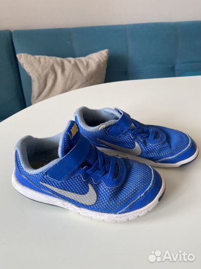 Кроссовки nike размер 28,5