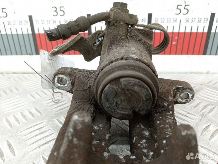 Суппорт задний правый для Audi A4 B5 8E0615424