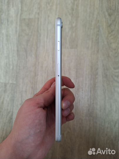 Телефон iPhone 6s Plus