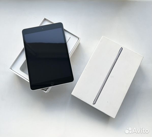 iPad mini 3 64 Gb идеальный