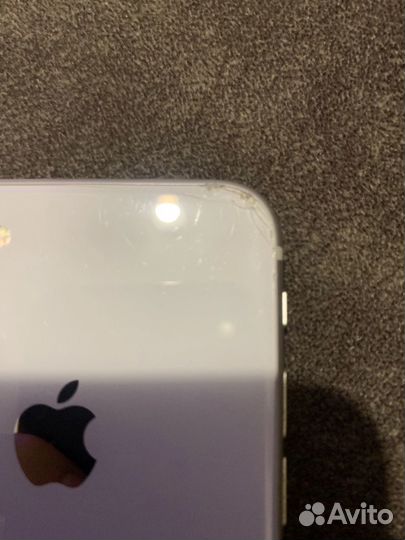 iPhone 8, 64 ГБ