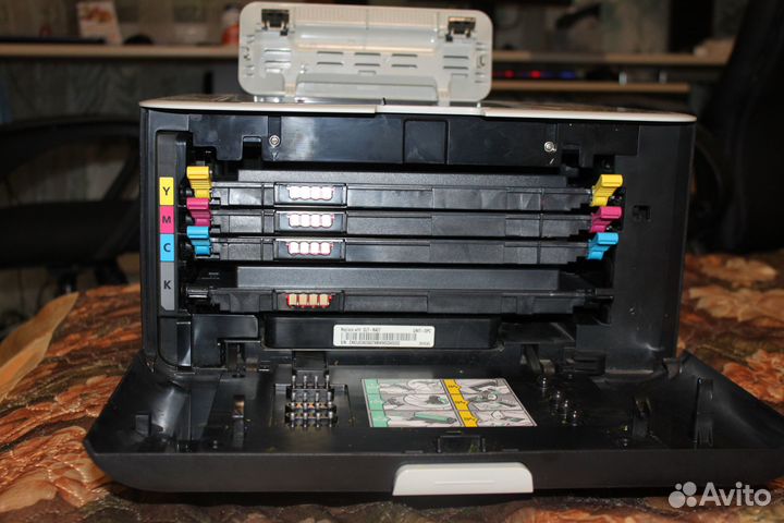 Цветной лазерный принтер samsung Clp-325