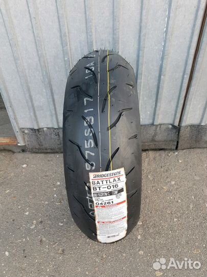 Мотошина 190 50 17 Бриджстоун вт016