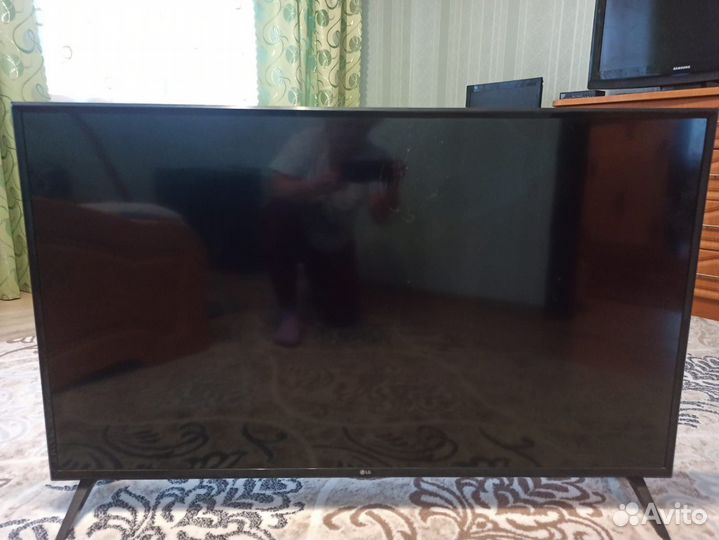 Телевизор на запчасти