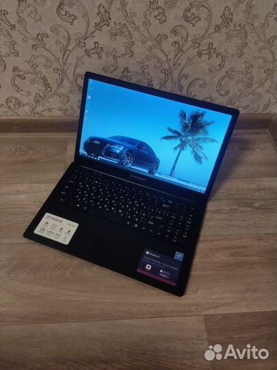 Свежий ноутбук full hd IPS 4ядра/4/128