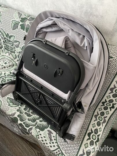 Сиденье от коляски / кресло для машины детское