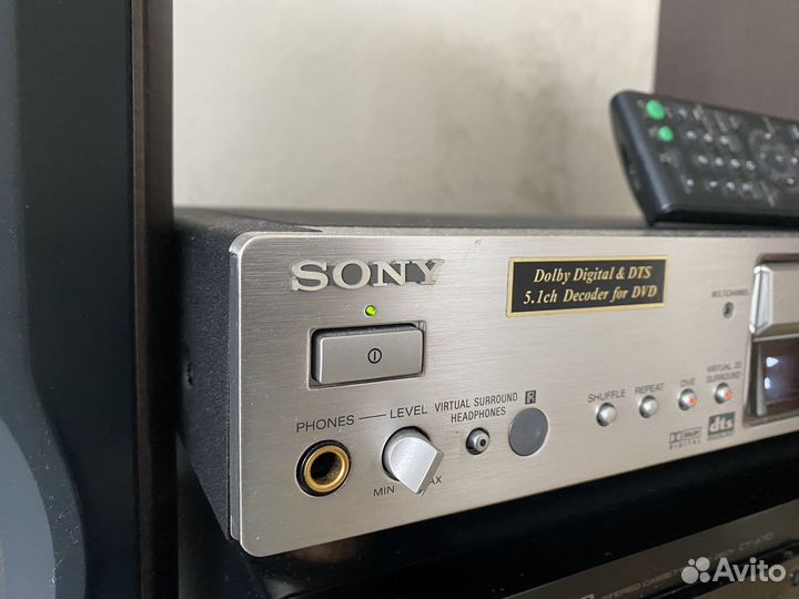 DVD плеер Sony dvp s735d