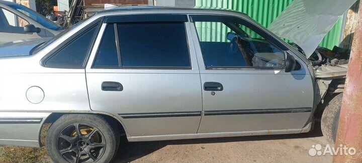 Дверь на Daewoo Nexia