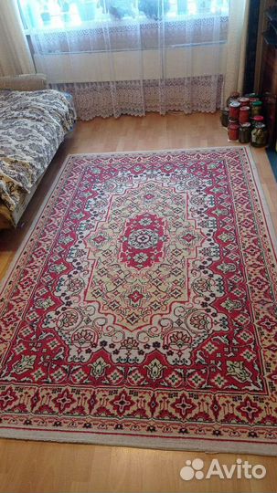 Ковер бу шерстяной