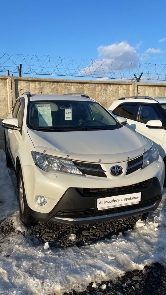 Toyota RAV4: фото владельца