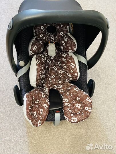 Автолюлька Maxi-Cosi с базой isofix