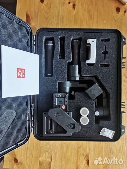 Zhiyun 3х осевой стабилизатор для камеры