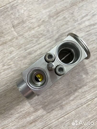 Клапан кондиционера Ford Focus 3